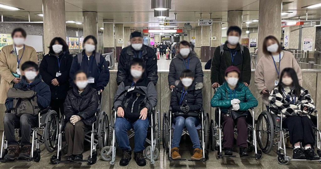 研修後の記念撮影