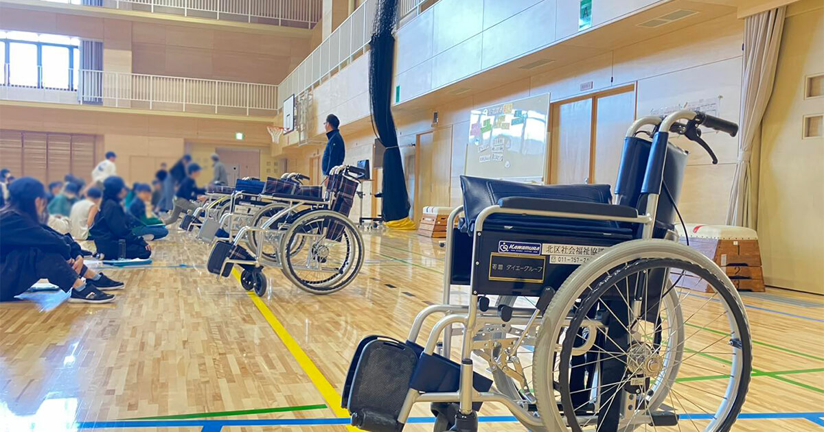 小学校での車椅子体験授業の様子01